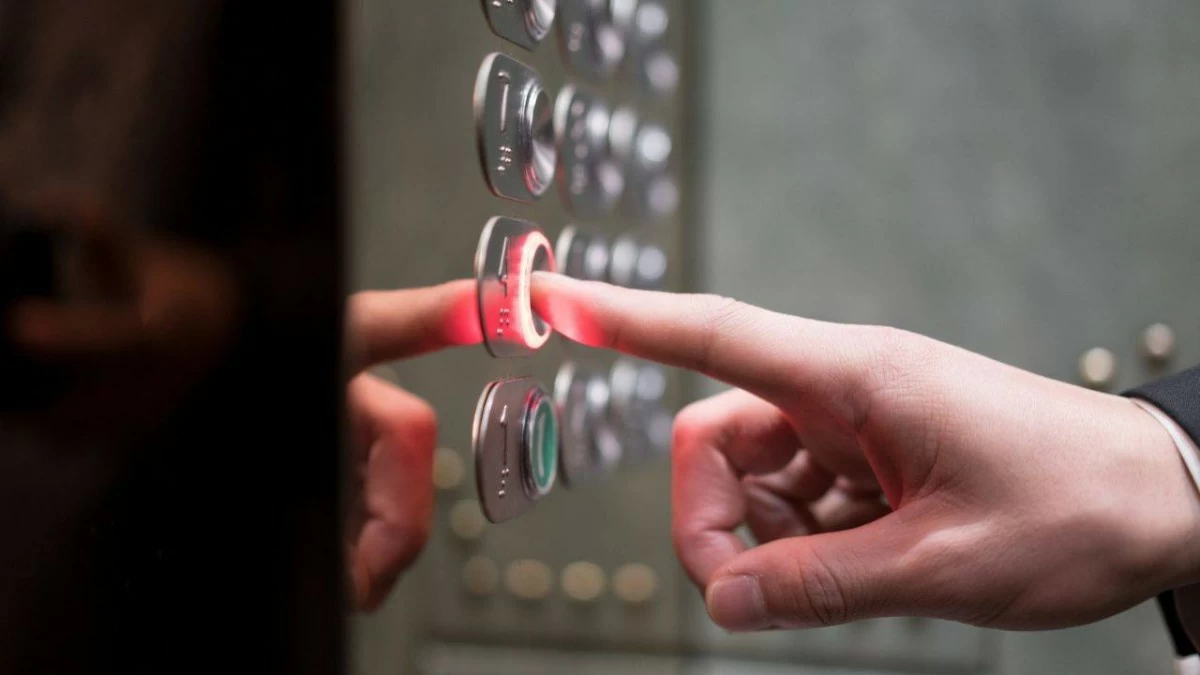 Elevators getting jammed or collapsing completely have become common in India (Representative image. Credit: Getty images) 