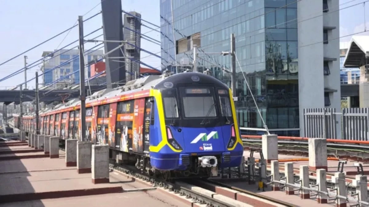 Mumbai's Metro Line 2A (Yellow Line), spanning 18.6 km between Dahisar and DN Nagar, is revolutionizing commutes. (Representative image: MMOCL)