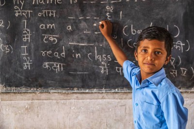 Kerala state education department has decided to prioritize Hindi from Class 1 