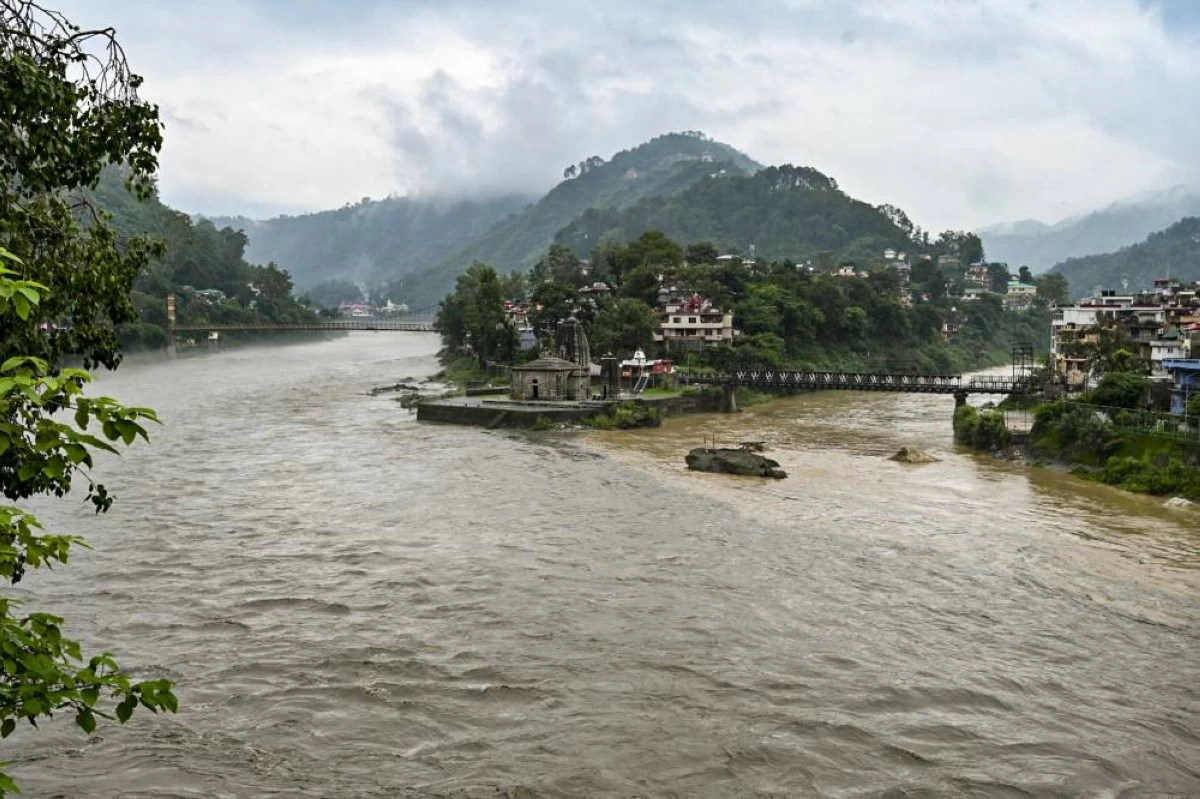  Swollen Beas river following heavy rainfall in Mandi, Himachal Pradesh on Monday (PTI image)
