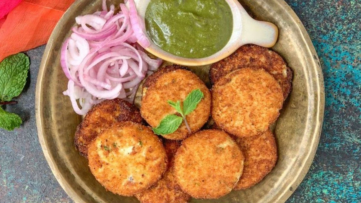 Dahi ke Kebab: A creamy dahi-based kebab recipe, a perfect option for vegetarian lovers to enjoy the taste of kebabs.(Photo credit: Pinterest)