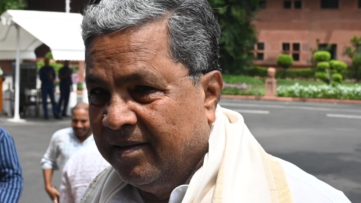 However, the party high command has firmly ruled out any move to replace Chief Minister Siddaramaiah. The clarification was given by senior party leader and Rajya Sabha MP Randeep Singh Surjewala, who is also the party’s Karnataka in-charge. (Photo credit: Getty Images)