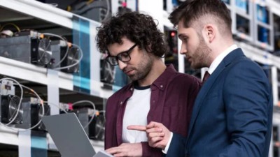 About 6 to 8 lakh students who graduate with computer science or IT every year from Indian engineering colleges eagerly look forward to the hiring of freshers by IT majors. (Picture Credit: depositphotos)