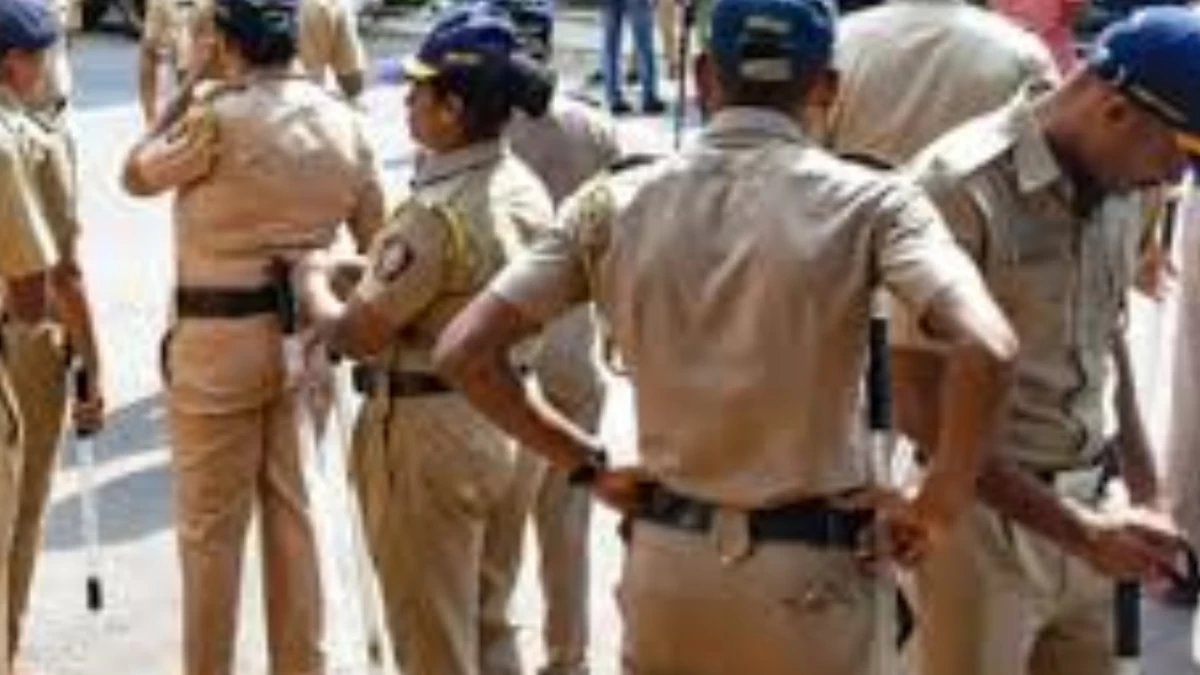 A constable received salary without reporting to duty for 12 years (Image Credit: TV9)