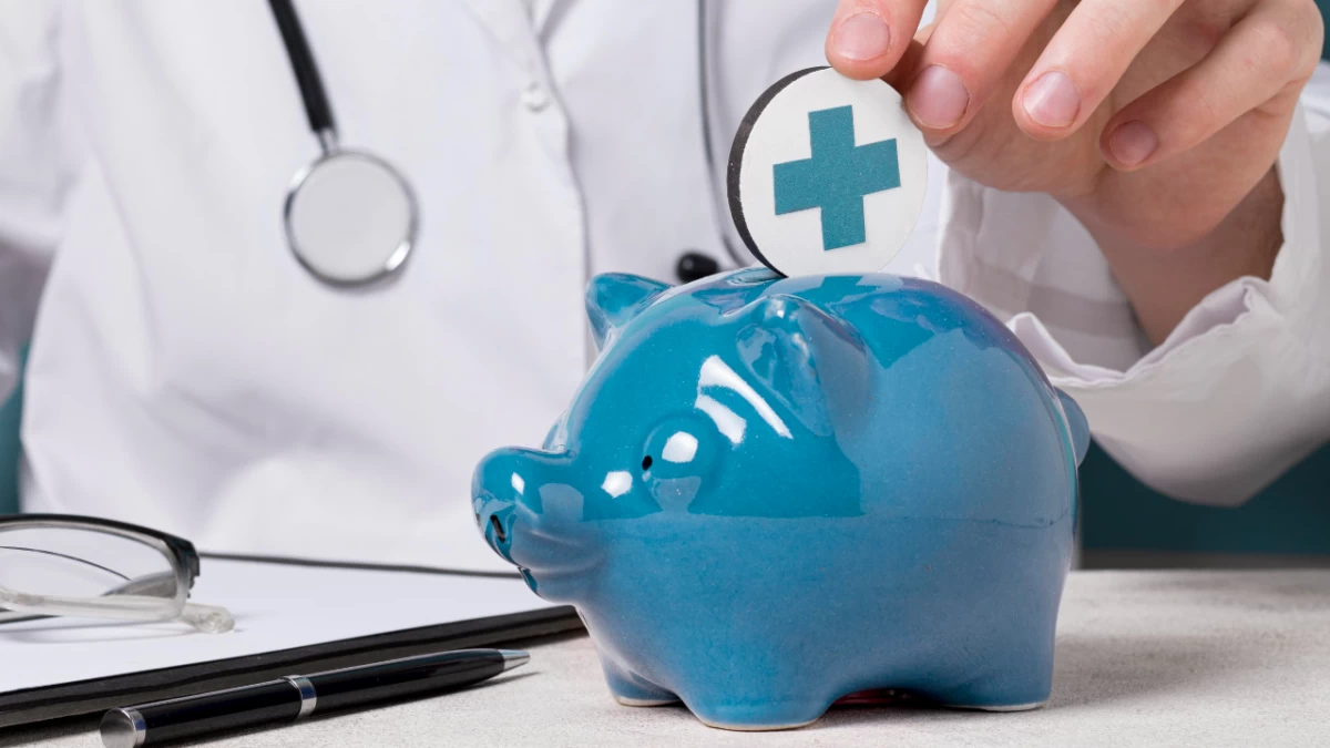 A large number of young Indians who responded to the survey said that the gallopping cost of healthcare prompted them to buy individual health insurance policies. (Picture Credit: Freepik)