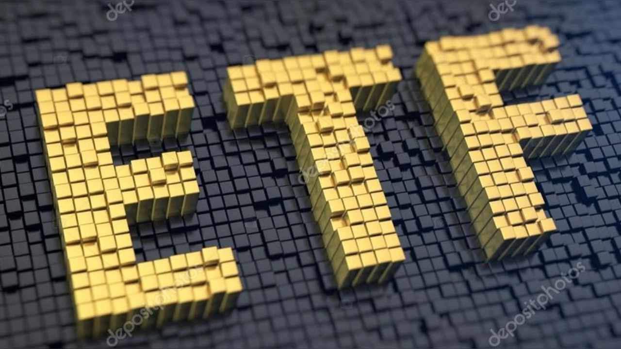 While Sebi has proposed a change in the base price and method of valuation of gold and silver ETFs, the national secretary at the India Bullion and Jewellers Association thinks that there might be problem with the suggested model. (Picture Credit: depositphotos)