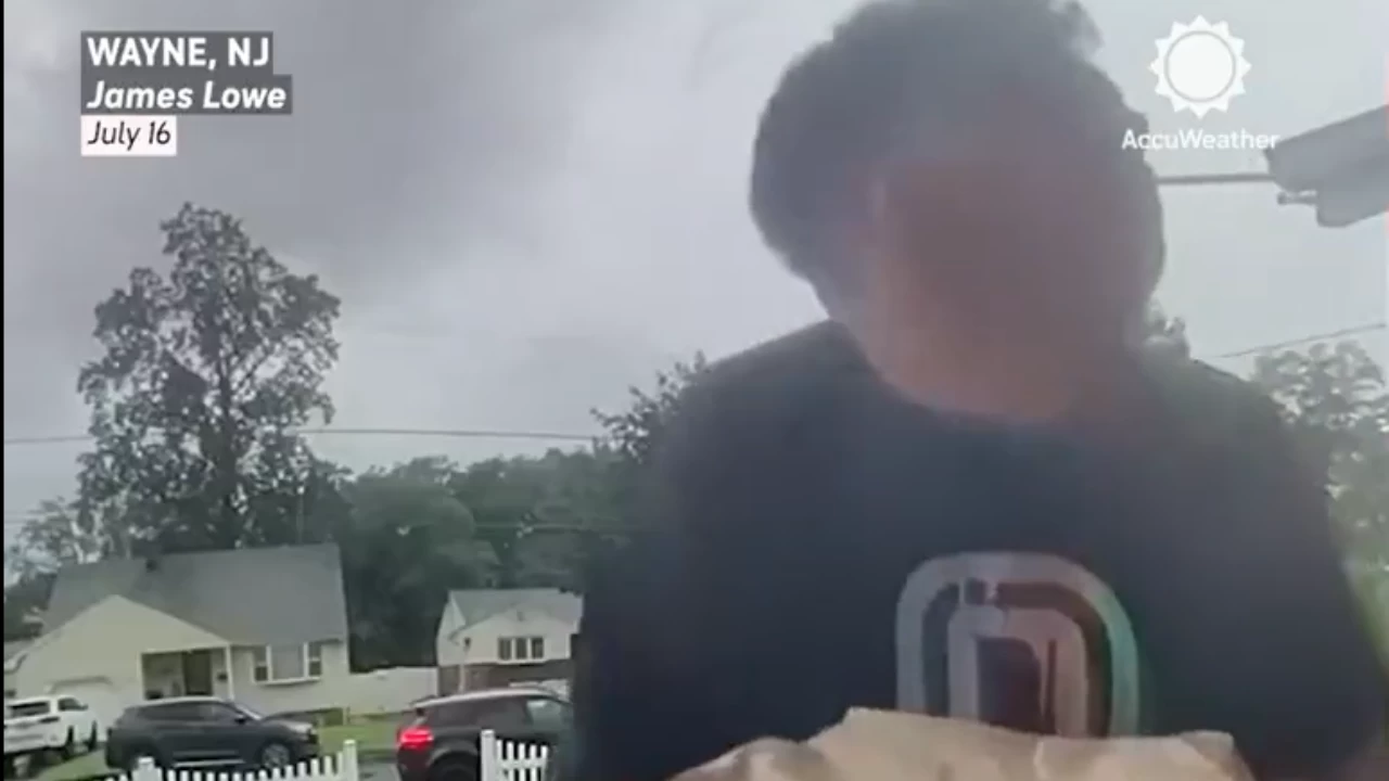 New Jersey lightning strike video | Image: X