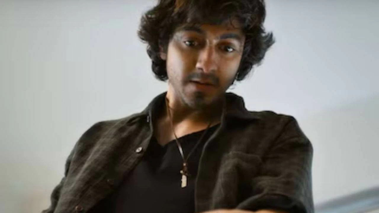 How much did Ahaan Panday charge for his YRF debut Saiyaara?