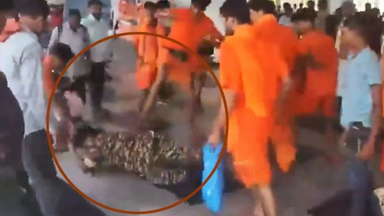 After the incident, the Railway Protection Force (RPF) registered a case against three Kanwariyas. 