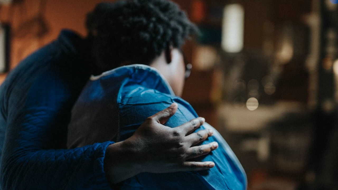 Young women from Jalpaiguri, Cooch Behar, and Alipurduar were being taken to Bihar by giving them the bait of working in an iPhone company. (Photo credit: Maskot/DigitalVision/Getty Images)