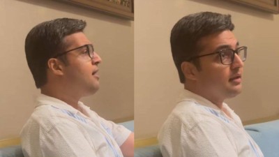 Ex-IAS officer&#039;s beautiful rendition of &#039;Unke Andaz-e-Karam&#039; moves hearts