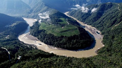 Aerial view of a section of the Yarlung Tsangpo River in Medog County,Nyingchi, in Tibet.