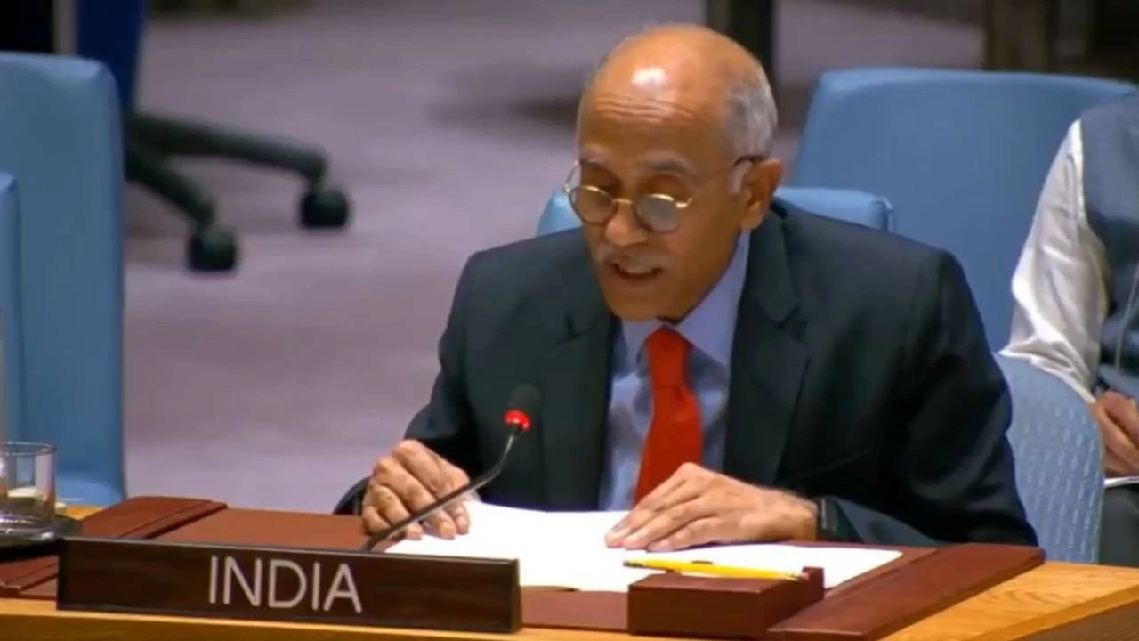 Terror haven, serial borrower from IMF: India rips into Pakistan at UN