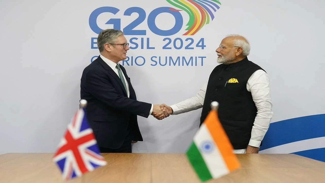 Prime Minister Narendra Modi and UK Prime Minister Sir Keir Starmer during a bilateral meeting at the G20 summit at the Museum of Modern Art on November 18, 2024 in Rio de Janeiro, Brazil.