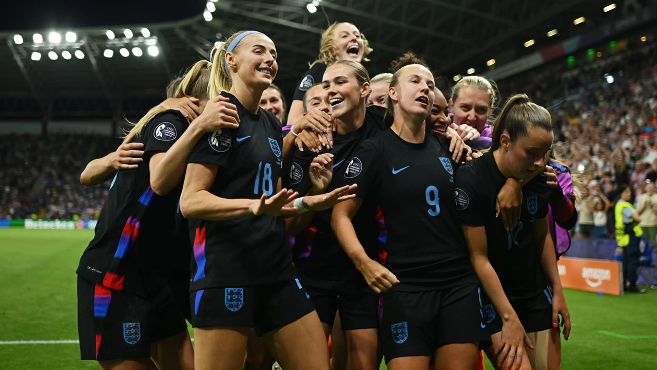 England defeated Italy 2-1 after a dramatic late comeback in the Euro 2025 semi-final.