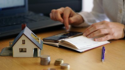 The interest rates on home loans are falling with RBI slashing the Repo Rate, which is reducing the EMI on these loans. (Picture Credit: pixabay)