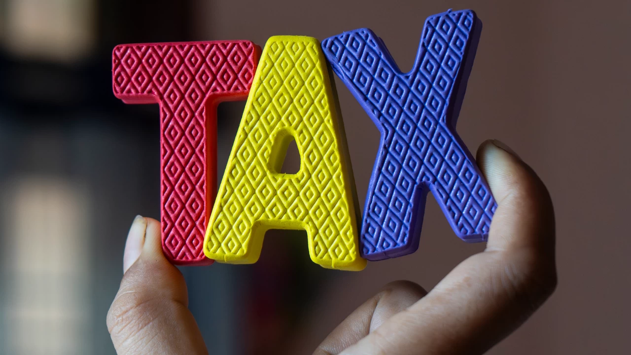 Some income tax experts think that Income Tax authorities could consider extending the deadline of ITR submission due to certain difficulties with tax filing resources like certains ITR forms. (Picture Credit: Getty Images)
