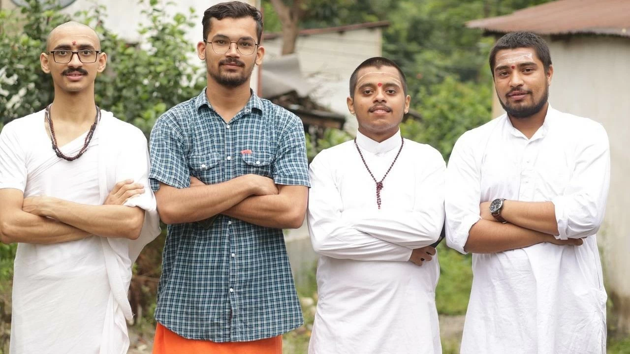 Gurukul students (Photo Credit: Pixabay)