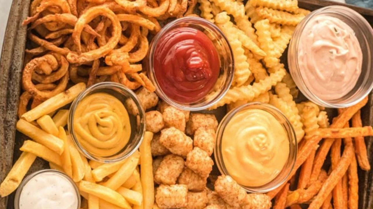 Foods to avoid consuming at night for good sleep (Photo credit: Pinterest)