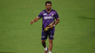 Chandrakant Pandit leaves KKR head coach post