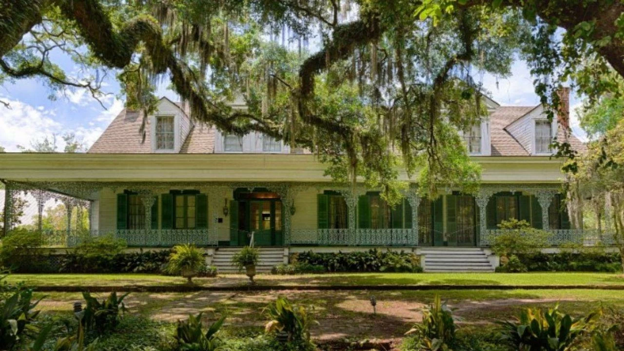 Myrtles Plantation is said to be one of the most haunted places in America.
