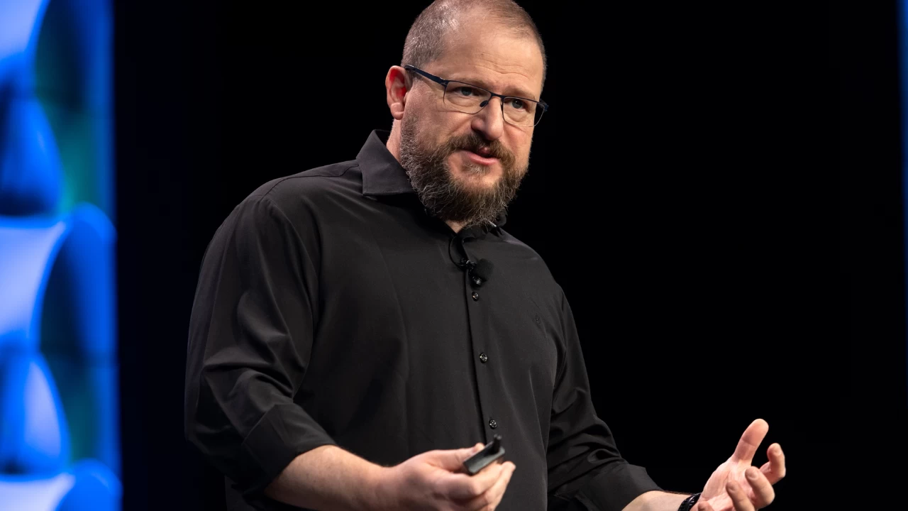 The company forecasted a strong Q4 and highlighted expansion into automotive and AI chip markets.