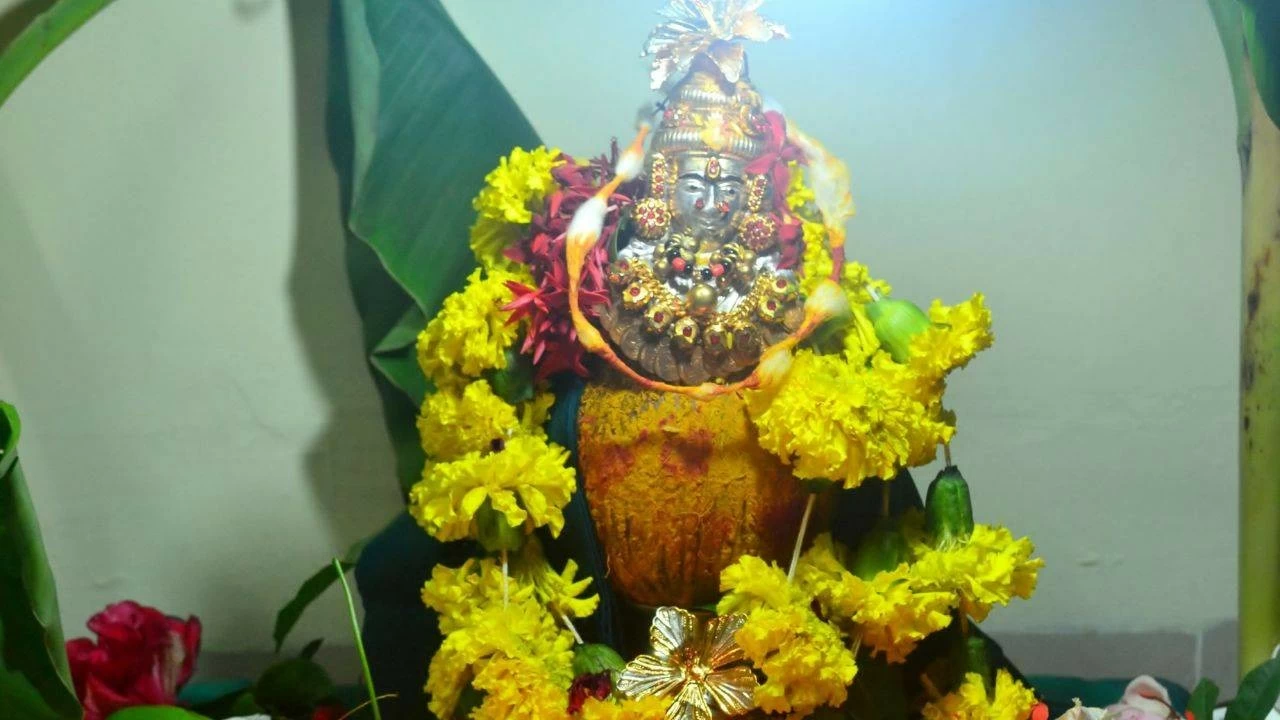 Varalakshmi Vratam 2025: Know rituals and significance to bring wealth, prosperity