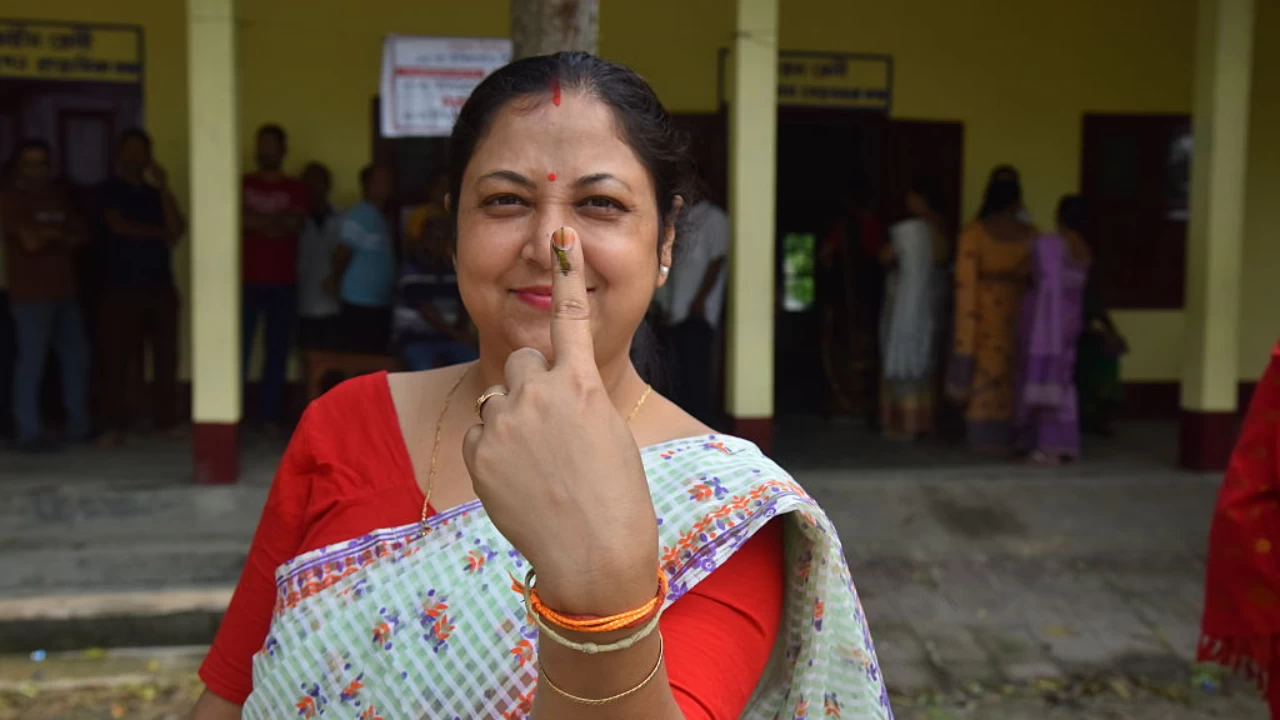 There is a political battle going on regarding the Special Intensive Revision (SIR) of the voters' list. (Photo credit: Anuwar Hazarika/NurPhoto via Getty Images)