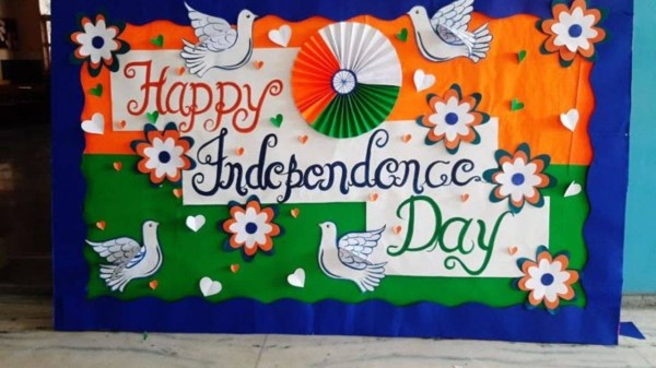 Independence Day 2025 board decoration ideas for kids