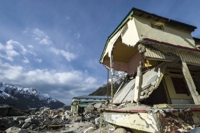 The small town around Kedarnath Temple got totally destroyed by the 2013 flood, only ruins are left.