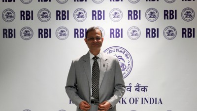 RBI decides to keep interest rate unchanged at 5.5 percent