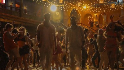 War 2 advance booking report: Here's how the film is performing at the ticket window