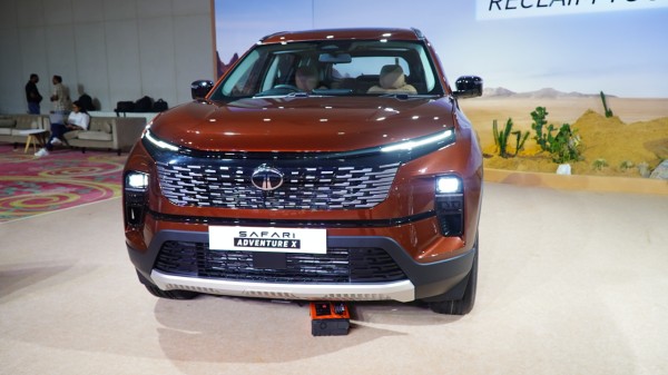 Tata Safari Adventure X 