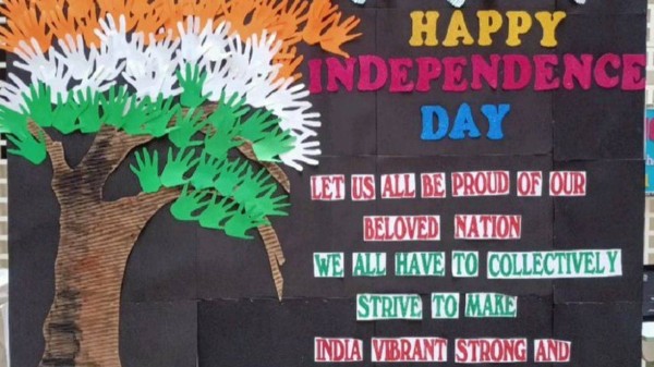 Creative Independence Day board decoration ideas for school and library