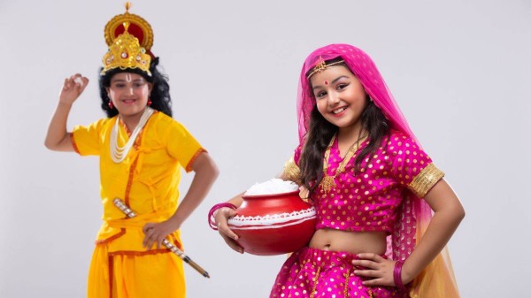 Cute Radha outfit ideas for your baby girl this Janmashtami 