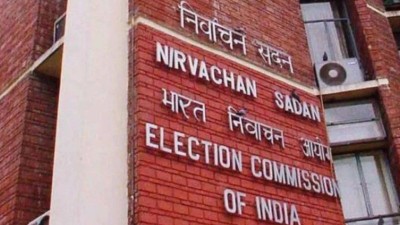 Rahul Gandhi has accused the Commission of adding fake voters to rolls in key states 
