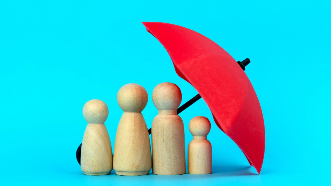 LIC_lapsed_policy_Getty