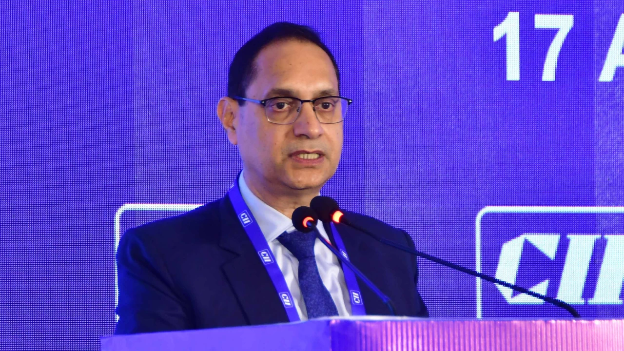 SEBI_to_introduce_pre-IPO_platform_on_a_pilot_project