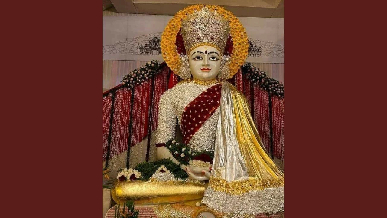 Paryushan 2025: Jain festival that teaches forgiveness, self-reflection and truth.