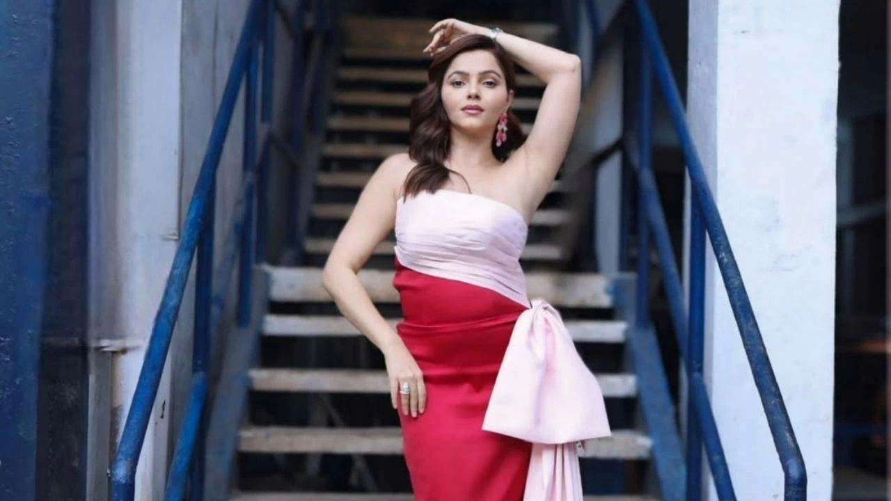 She has also debuted in a Hindi film named Ardh.