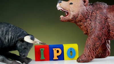 Both the mainboard issues and the SME IPOs succeeded in garnering bids that exceeded their targets on the first day itself and the GMP of all the issues were in the positive territory at the beginning of the second day of beginning (August 27, 2025).