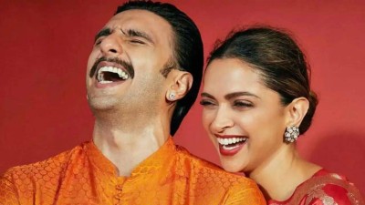 Ranveer Singh goes clean-shaven, celebrates Ganesh Chaturthi with Deepika at Antilia | WATCH