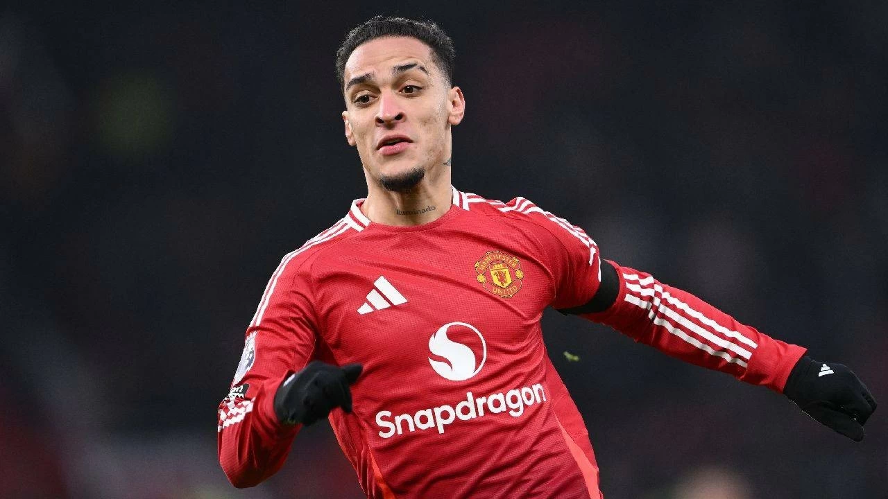 Antony inches closer to Man United exit