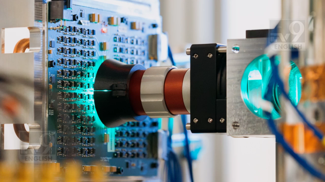 Microsoft unveils light-powered computer, 100x faster than today’s processors | Image: Microsoft