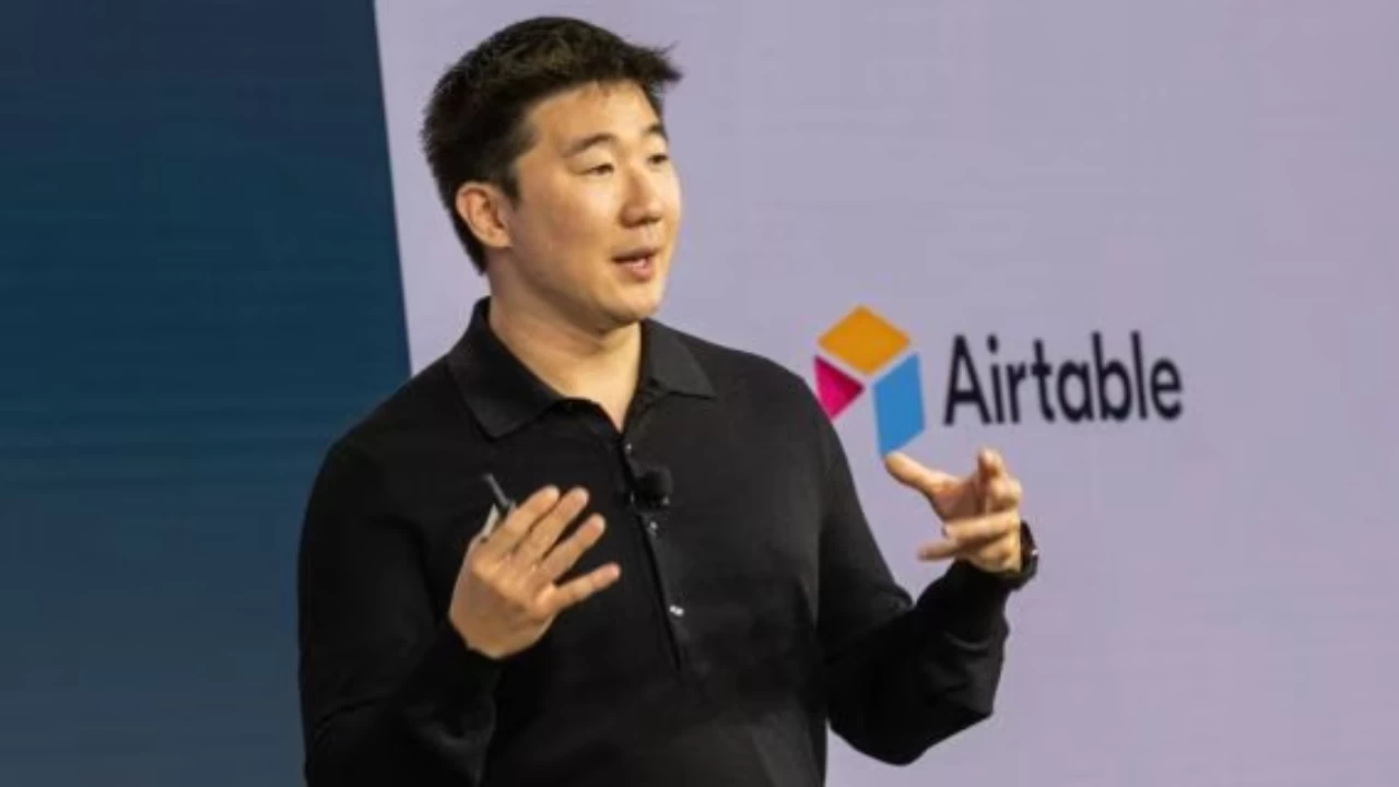Airtable CEO tells staff to cancel meetings and play with AI