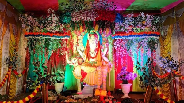 Easy Vishwakarma Puja 2025 decoration ideas