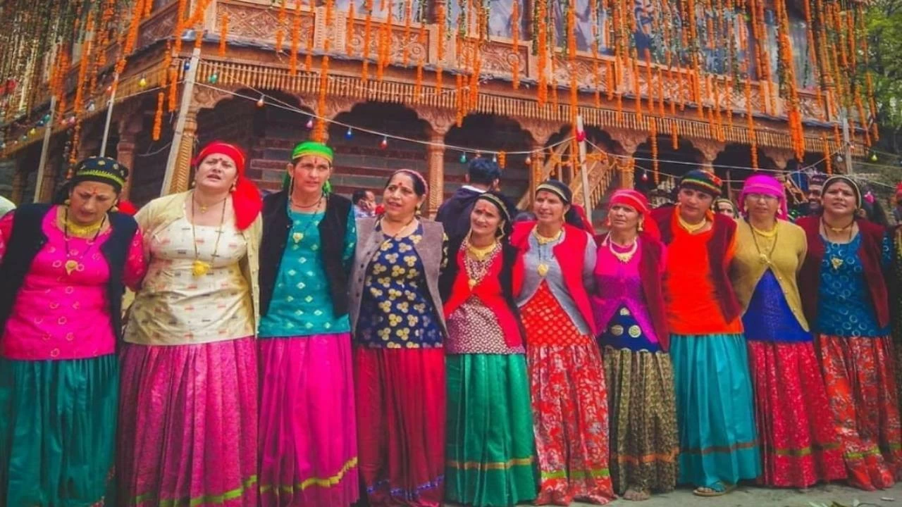 Bhotia, Buksa, Jaunsari, Raji, and Tharu — are recognized as Scheduled Tribes in the entire state of Uttarakhand 