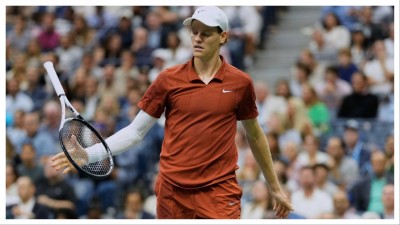 Jannik Sinner reacts during his US Open final against Carlos Alcaraz on Sunday.