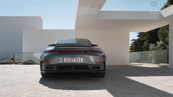 Porsche 911 Turbo S standsout with its look