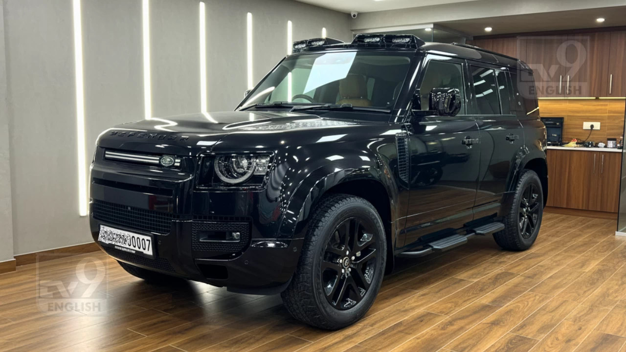 Jaguar Land Rover cuts Range Rover, Defender, Discovery prices by up to ₹30.40 lakh after GST 2.0